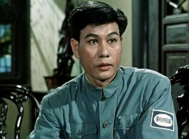 还记得《打击侵略者》李军长吗?