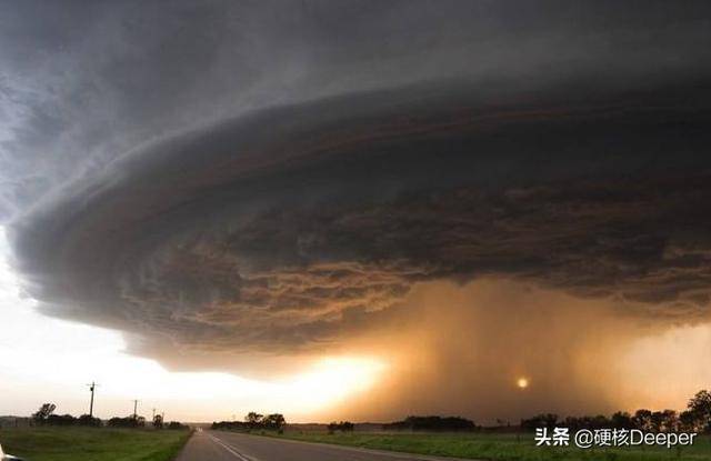 世界上最恐怖的龙卷风图片