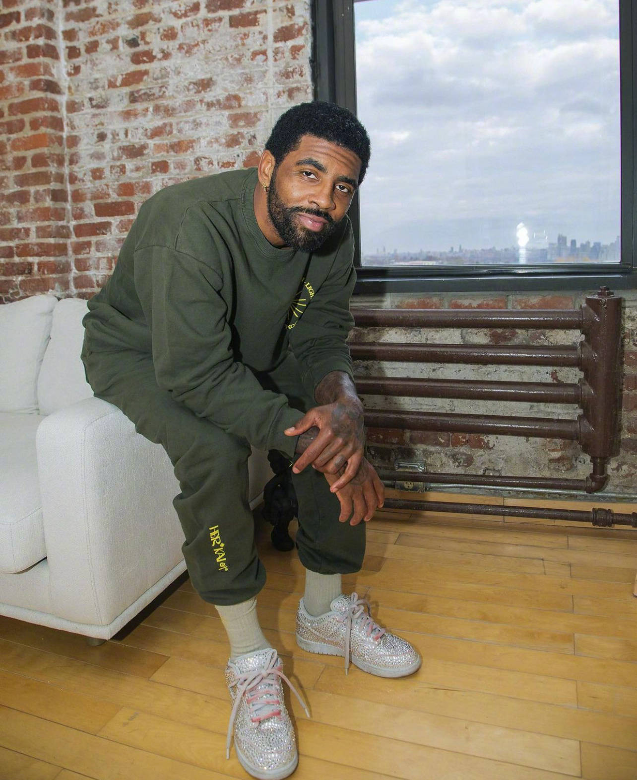 欧文晒鞋全是dunk