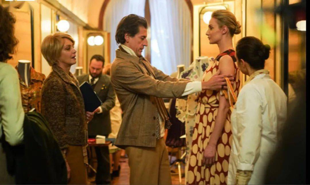 服装《欲望都市》续集回归：又想骗我买买买？