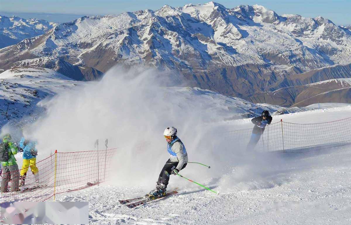 冰雪运动点燃青春梦想英国阿尔宾学校让你与奖牌更近一步