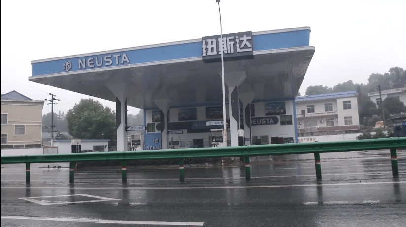 萍乡湘东区纽斯达加油站"短斤少两"?