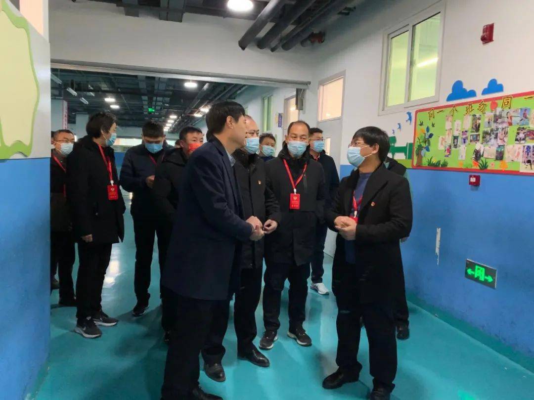 容城县政协组织视察教育工作