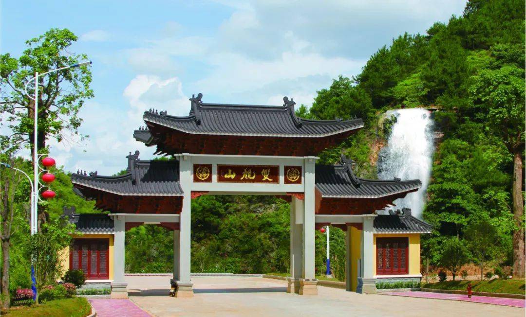 五华县双龙山旅游景区(来源:梅州市文化广电旅游局)蕉岭县"卡拉比-丘"