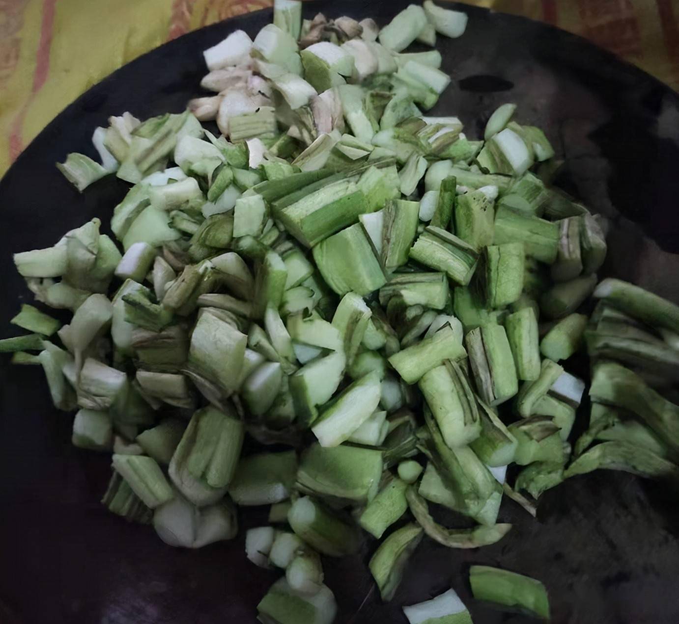 来!分享一道酸芋檬_赣南_客家人_东西