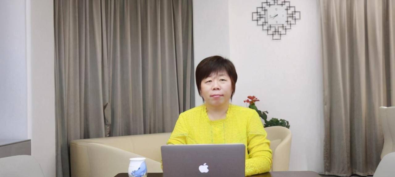 从富士康打工妹到百亿富婆王来春赚了1800亿大方分哥哥900亿