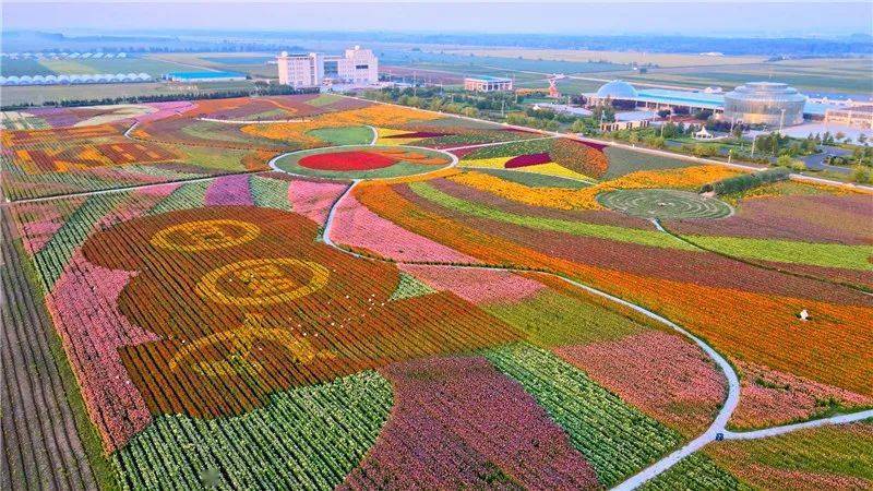 注:宝泉岭现代农业生态园门票20元,营业时间:8点至16点,咨询电话