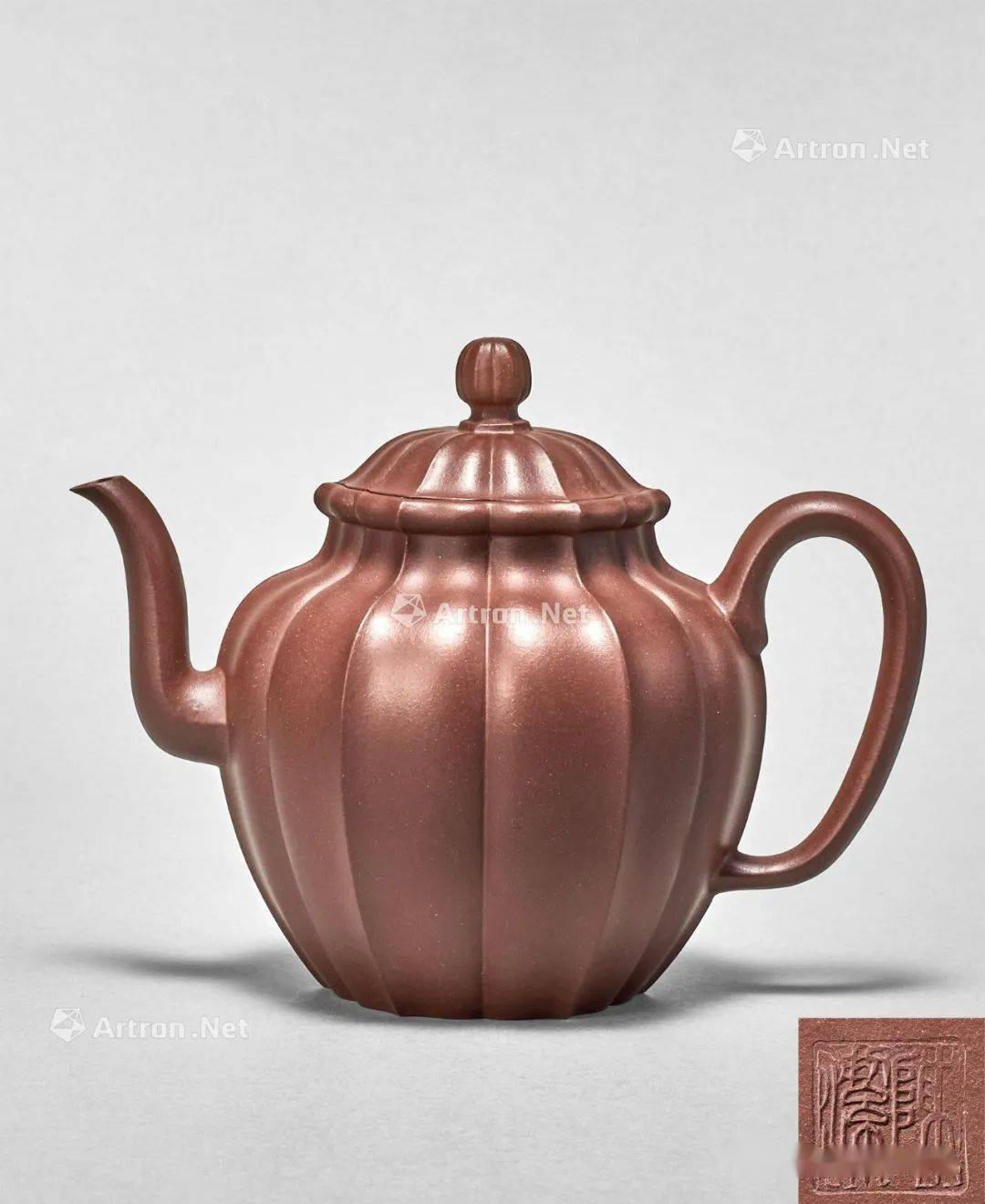 煎茶道具 中国工芸美術師 馮煉造 紫砂壺 原鉱泥手造り急須 朱泥後手急須 茶器 新品未使用】中国古美術・宜興原鉱紫泥 樹・・紫砂壺・底款:蒋蓉