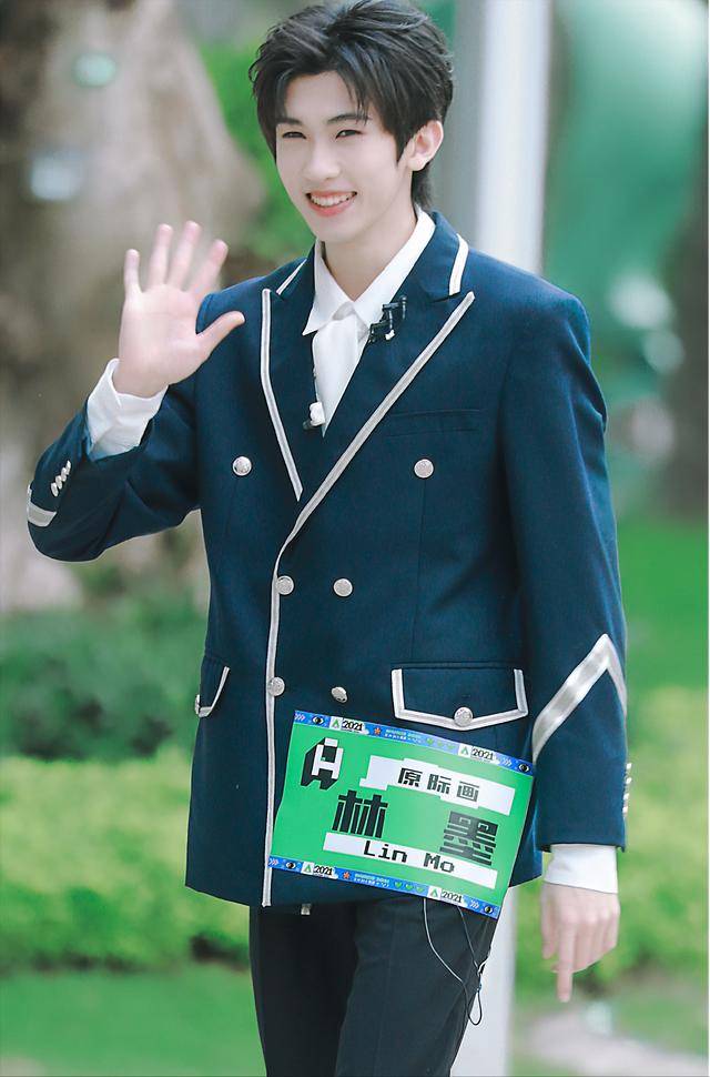 INTO1成员林墨,小小年纪,却有不少“故事”_黄锐_公司_时代
