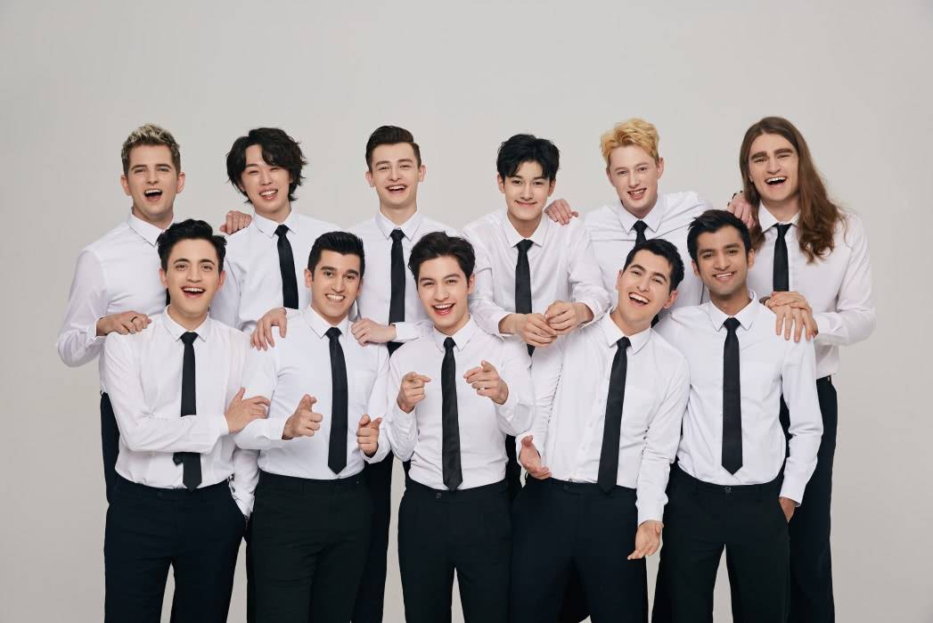 《非正式会谈》回归,漫长十月开启宝藏男孩,爱非们狂呼萨沙变了_节目