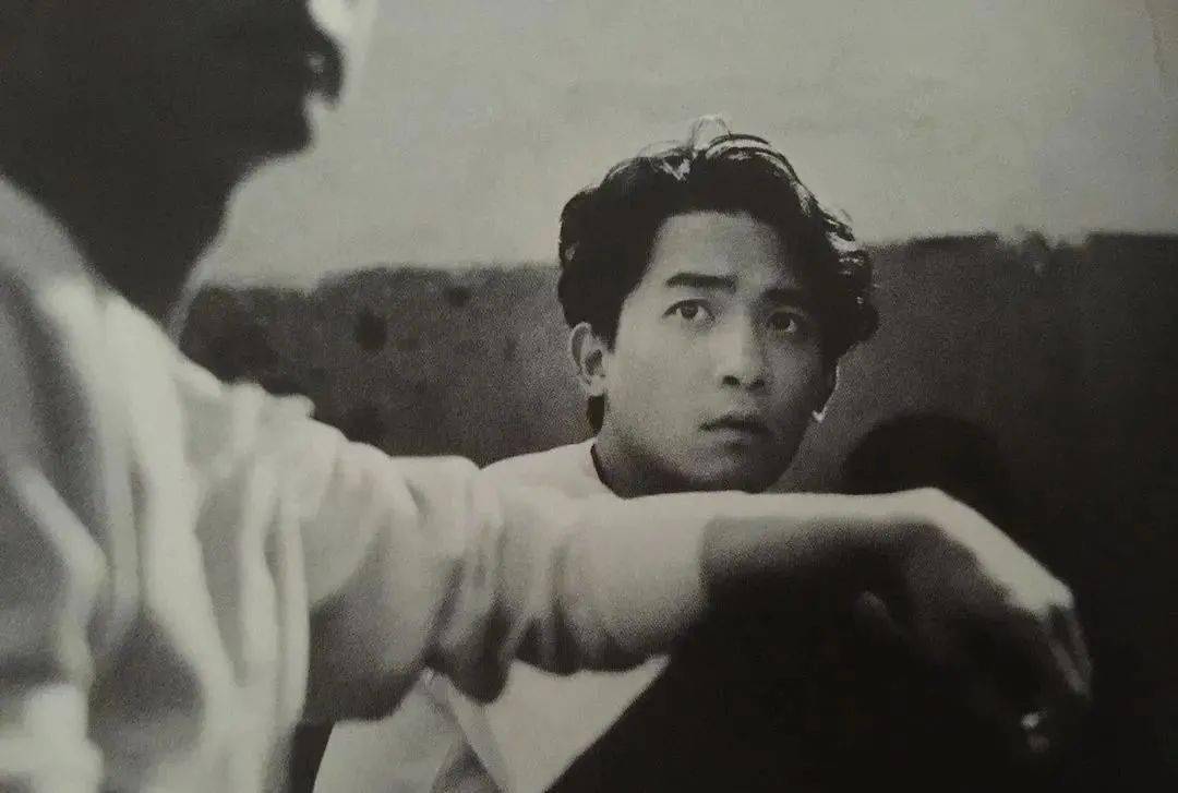 演技|这个吊打梁朝伟的华语影帝，走了