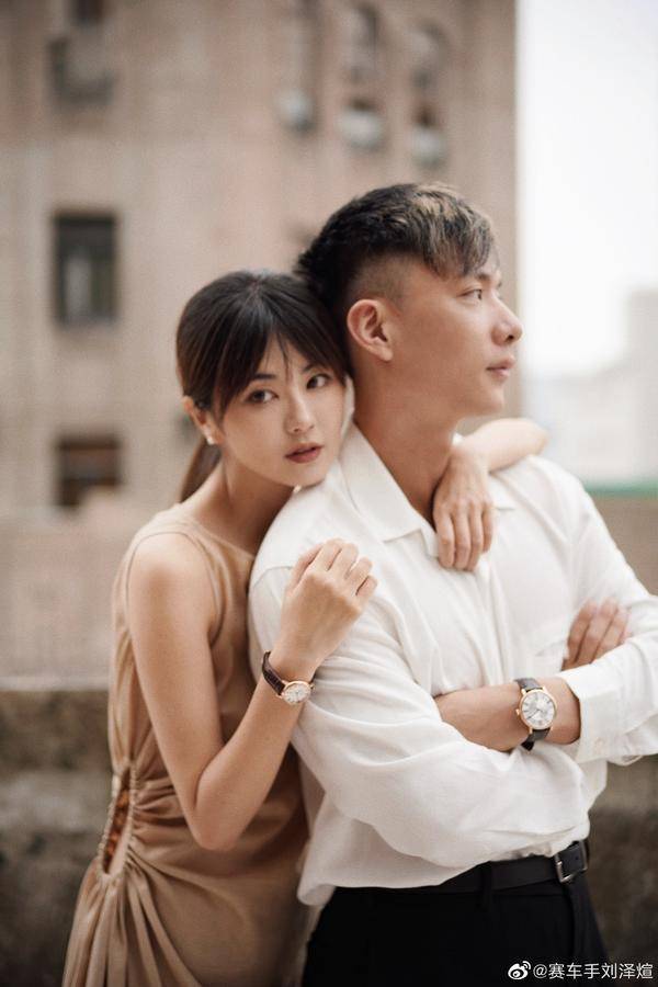 还记得《心动的信号》刘泽煊吗?他女朋友长这样_胡金铭_感情_微博
