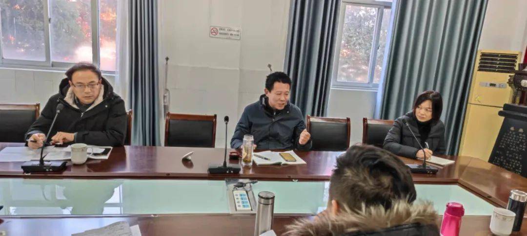 名师引领促成长送教下乡暖人心江苏省数学名师杨晓翔工作室来富安中学