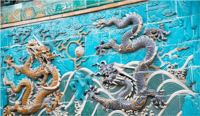《易经·乾卦》到底在讲什么?有人说:有可能是一篇“猎龙笔记”_大人_利见_君子