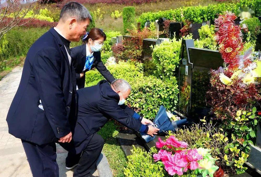 即为打造一个现代化殡仪服务中心——金坛福泰园;对遗体接运规范化