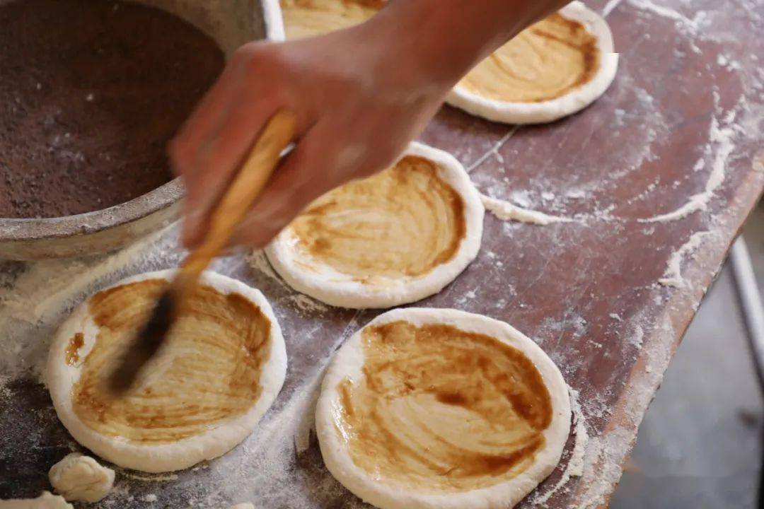 小角楼杯非遗项目大赛作品展示县级非遗红烧饼技艺