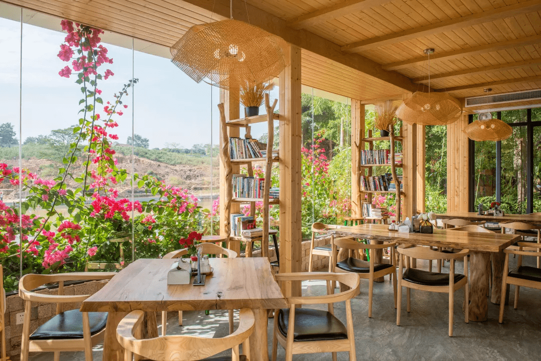 深圳自驾2h广东版热带雨林风独栋草屋温泉民宿丨涟岸禧悦庄