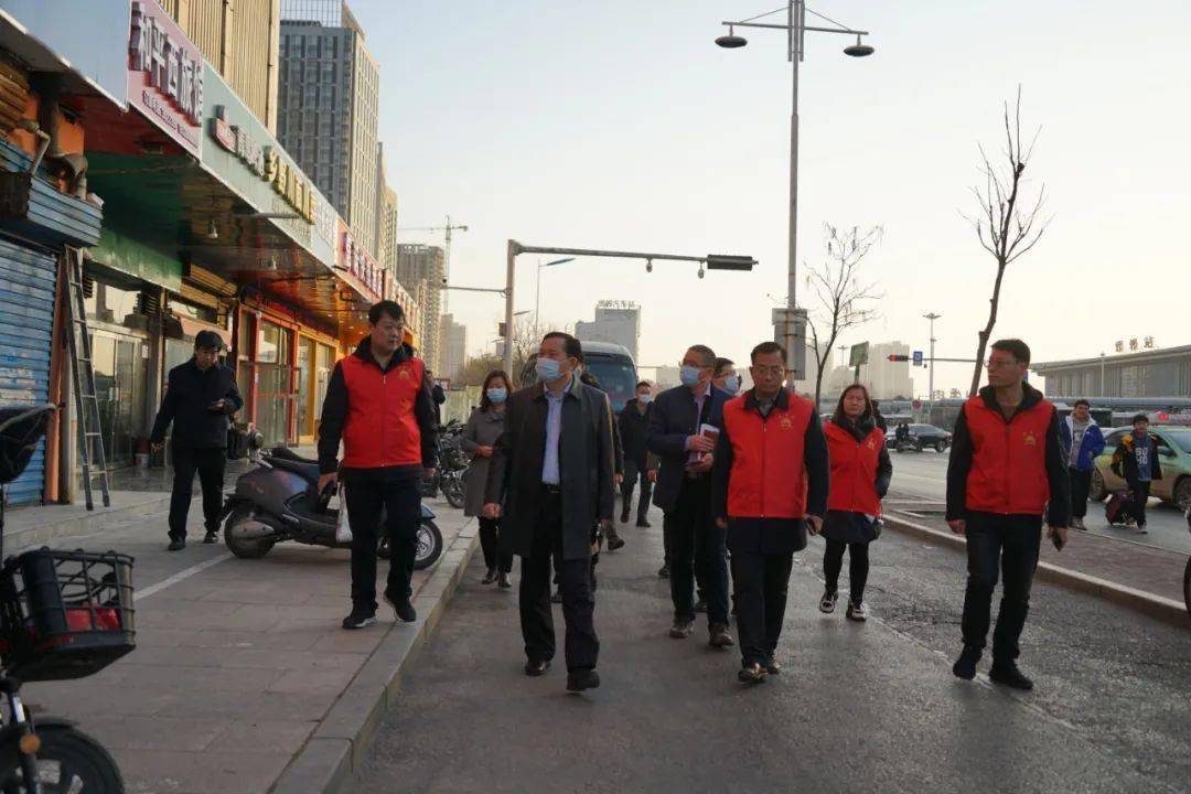 党政领导抓环保丛台区区委书记强延峰现场调研道路整治提升和大气污染