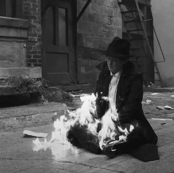 声声不息 Leonard Cohen Puppets_Puppets_Leonard_Cohen