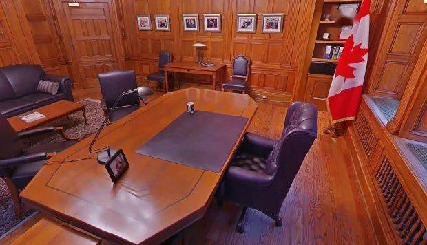 今天总理办公室爆6名员工确诊特鲁多正在自我监测已隔离