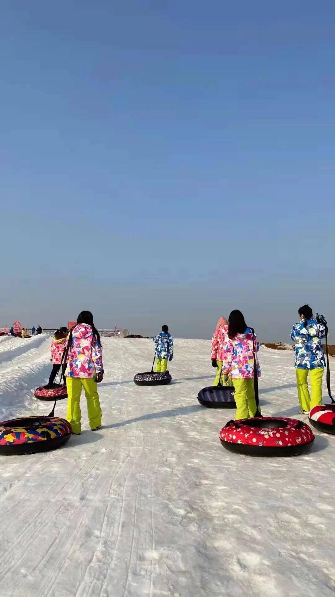 莒南茶溪川滑雪场电话图片