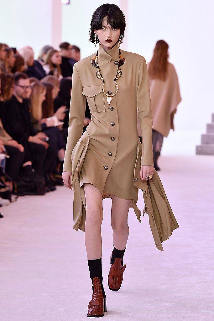 俄罗斯00后新生代超模 凭高级厌世脸火出圈_sofia_系列_个人