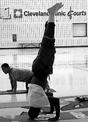 魔術(shù)|蟬聯(lián)MVP！40歲，傳奇重返NBA！