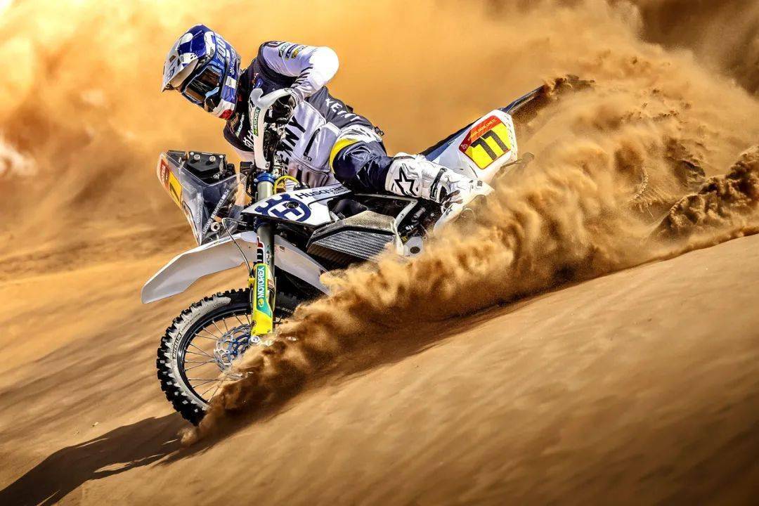 胡斯瓦那2022达喀尔拉力赛工厂车队