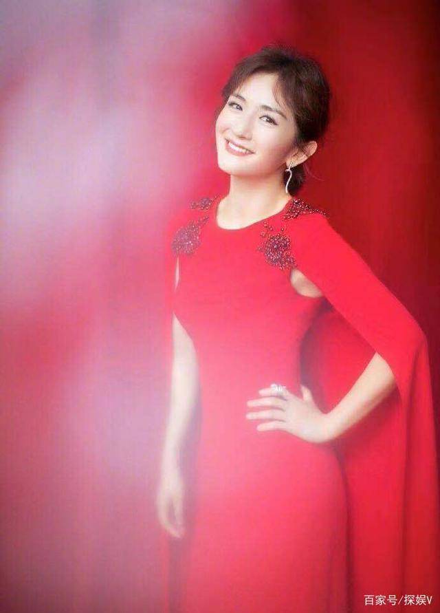 谢娜发文宣布怀二胎,昨晚因缺席跨年主持引发猜测!_张杰_质疑_感情