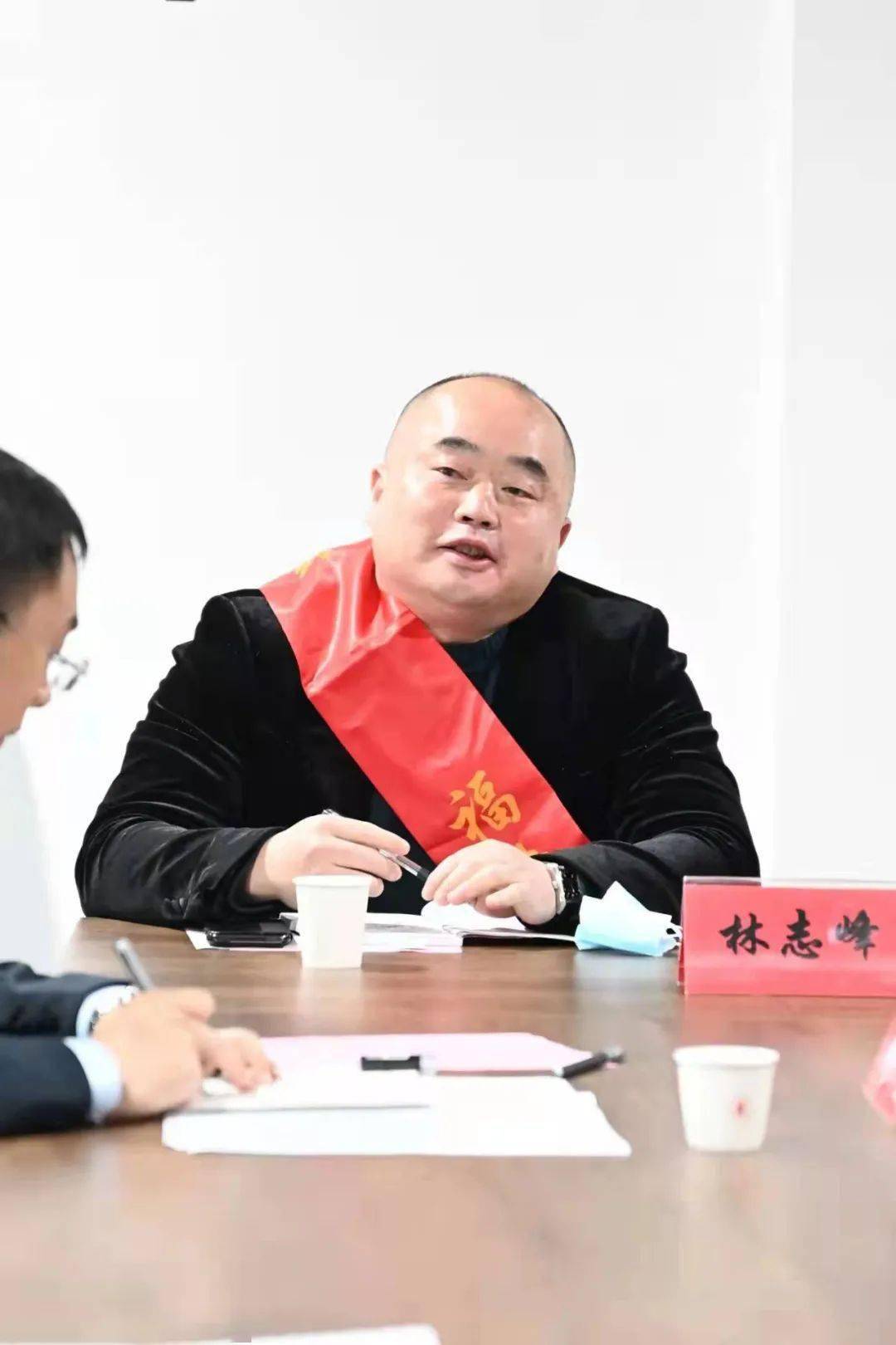 躬身践行"两个确立" 坚决做到"两个维护"_祝荣亮_数字_技能