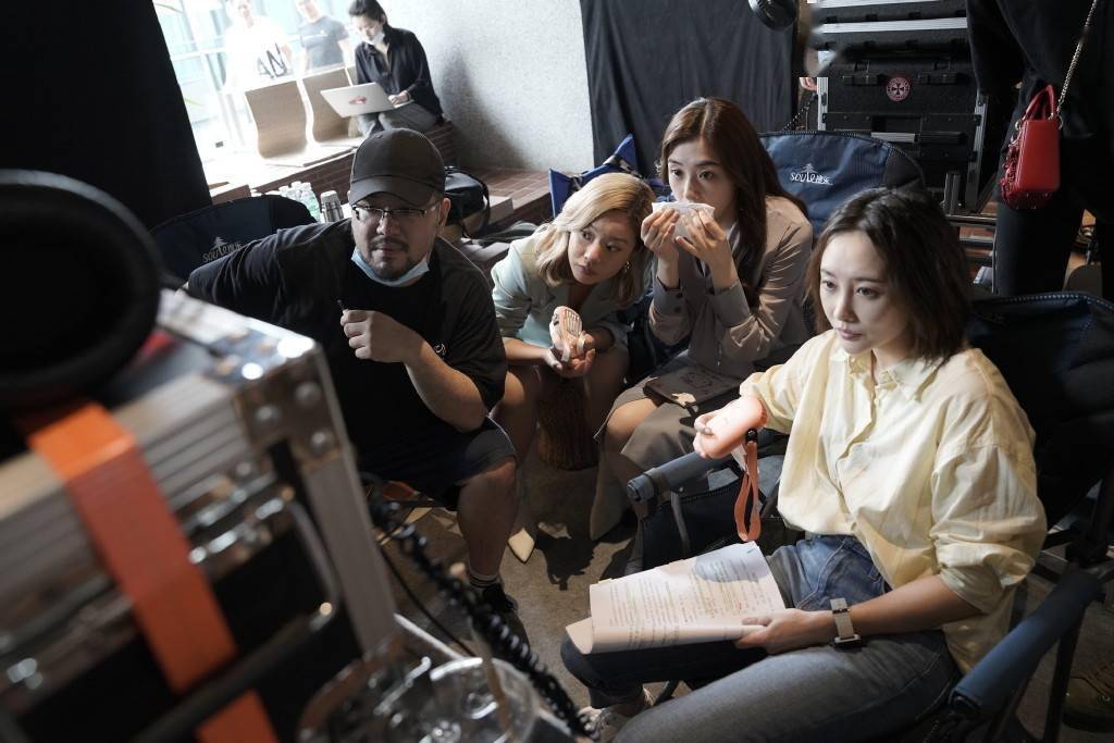 市场|大文化新消费年度盘点④:2021年剧集市场与黑马《爱很美味》