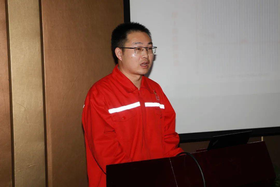 宋明水在讲话中对胜利分公司各勘探项目的高效运作给