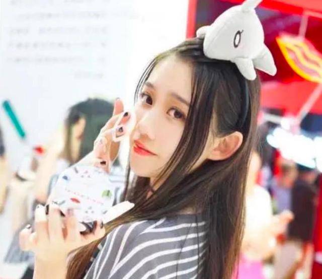 dota2:xiao8前妻小糯米又在微博开团,不过这次连网友都不买账了_取证