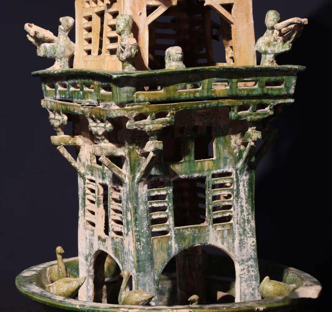 東漢 綠釉陶樓臨汾市博物館藏高47.2cm,口徑19.