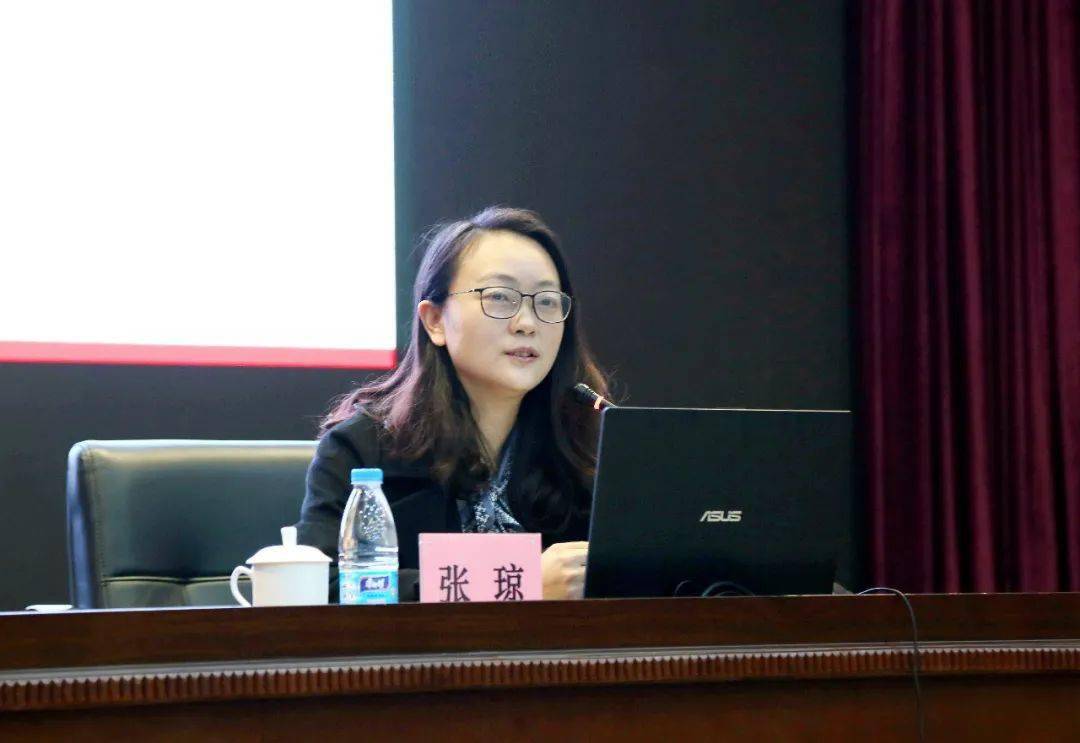 市委宣传部新闻处处长张琼主讲《新时代新闻舆论工作》▲中共重庆