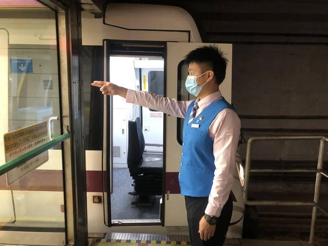 今天我出镜凌晨四点的深圳他见过