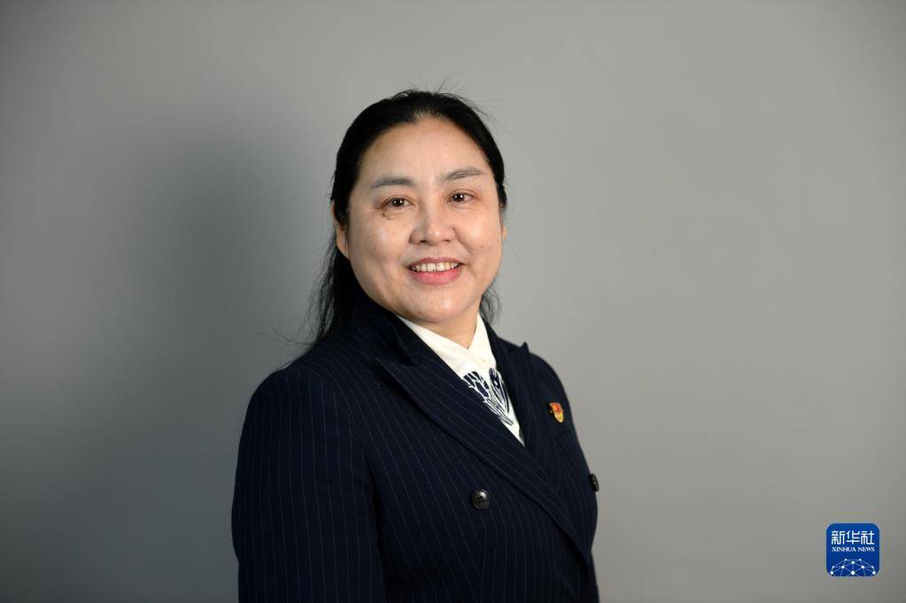 "中国网事·感动2021"十大年度网络人物揭晓_新华社_鄱阳县_清禾