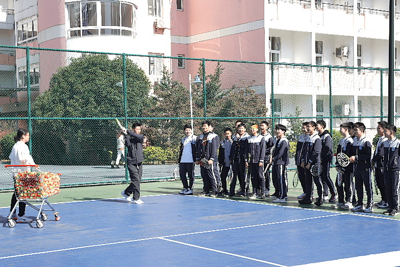 一校一品巡展丨南湖国际实验中学网球燃起来