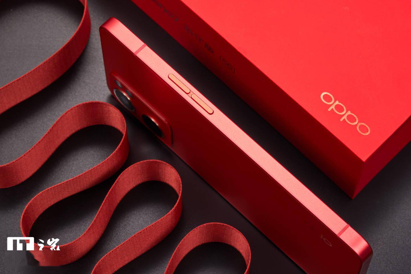 手机|【IT之家开箱】OPPO Reno7 新年版图赏