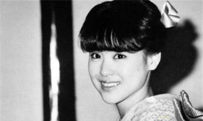 日本最强星二代幼时受欺凌 入圈受白眼 恋爱遭劈腿 英年自杀 神田沙也加 母亲 女儿 日本最强星二代幼时受欺凌 入圈受白眼 恋爱遭劈腿 英年自杀 神田沙也加 母亲 女儿