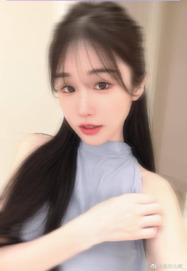 斗鱼米儿啊i舞蹈区的一姐落地窗什么梗
