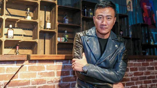 胡军是胡松华什么人?胡军的成就有什么?_人物_小伙伴_角色