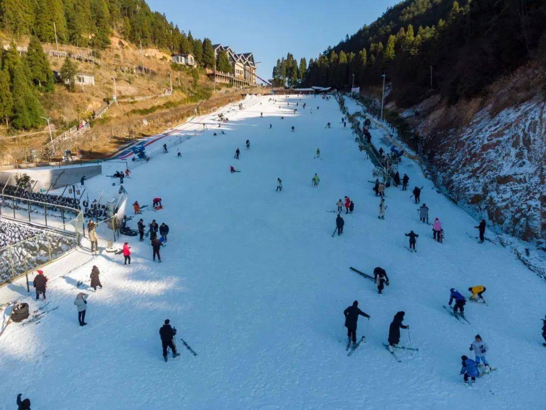 文王山滑雪场图片