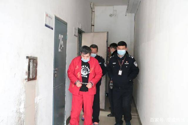 绑架罪于2012年12月5日被乐平市公安局依法刑事拘留,关押于乐平市