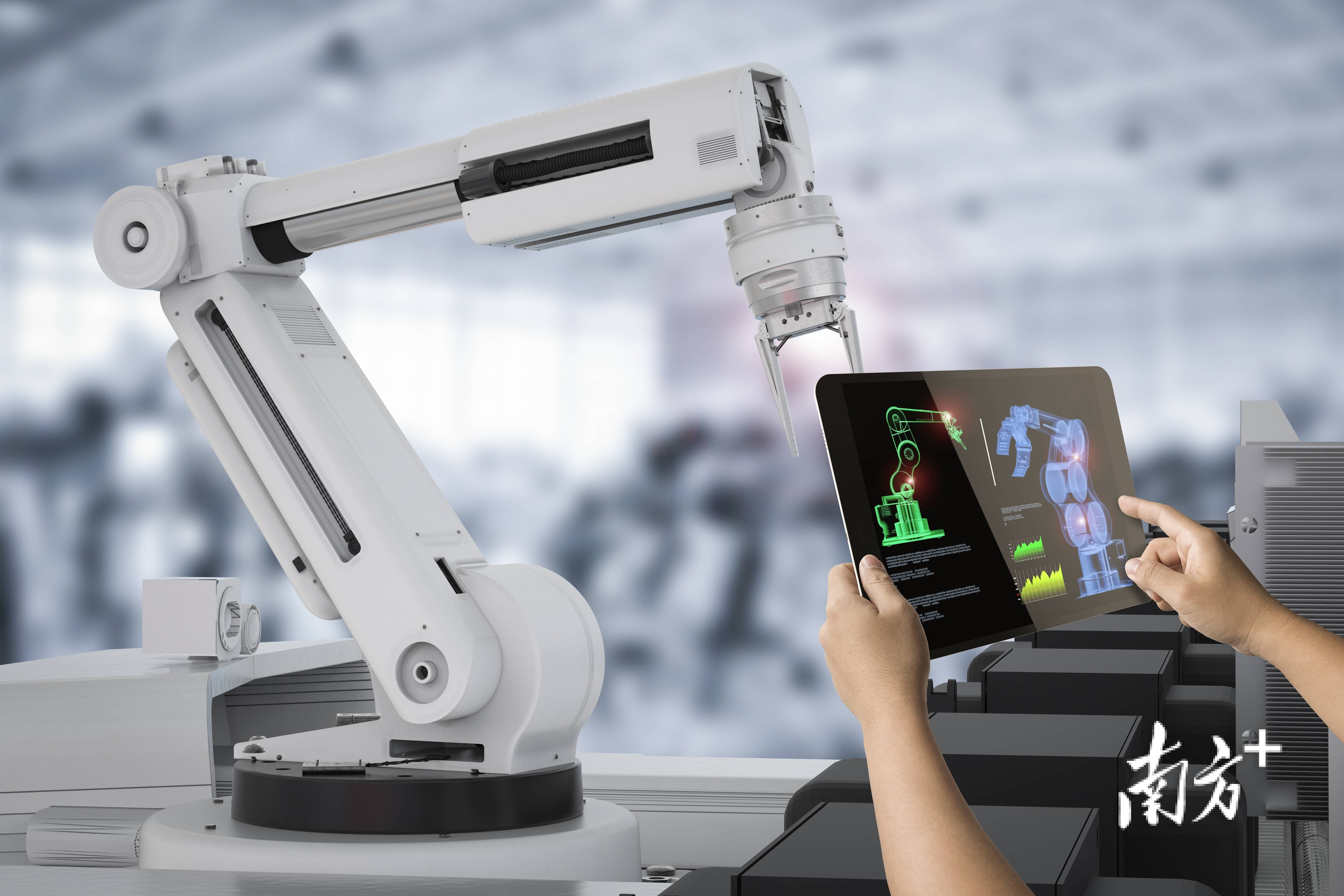 先导科技集团董事长朱世会：致力于电子科技赋能 夯实全产业链战略布局