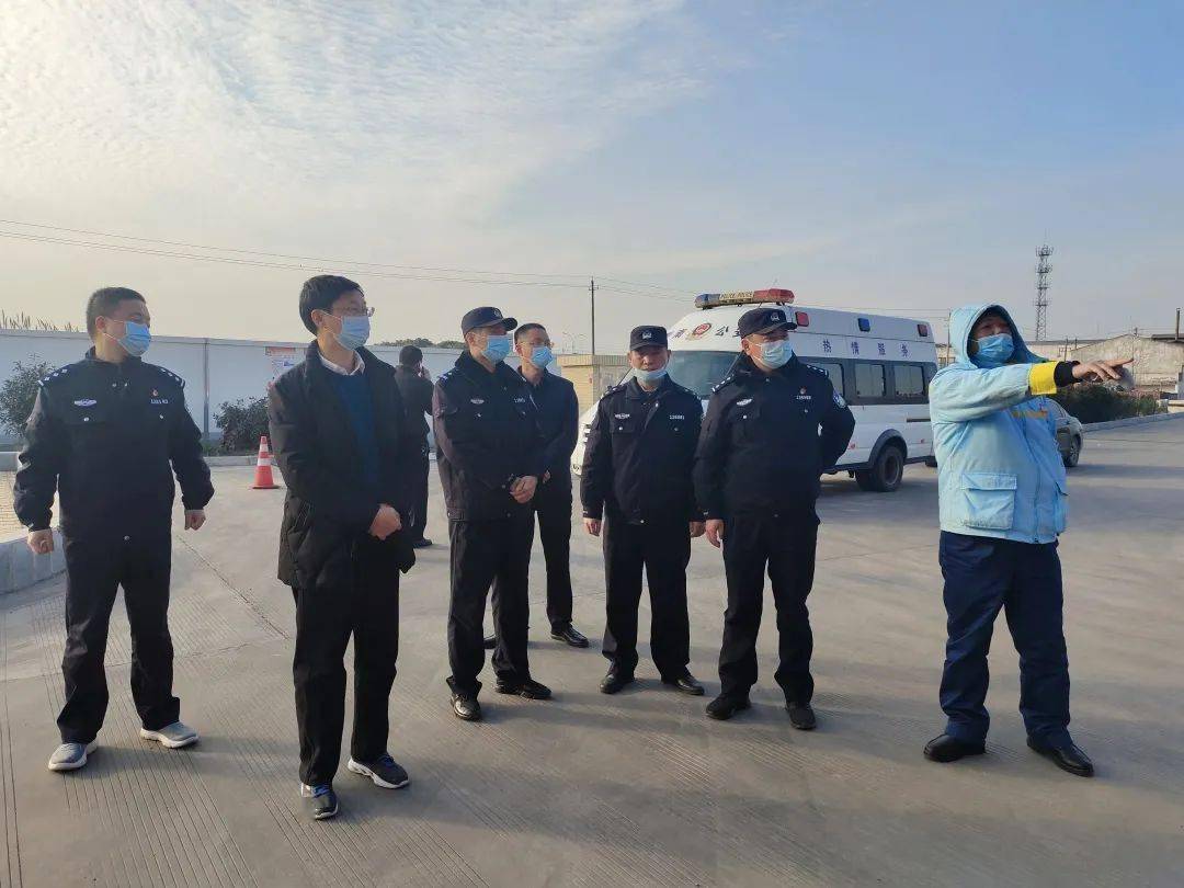 强化督查监管——戴南镇领导检查节前安全生产工作_张郭_刘林_公众