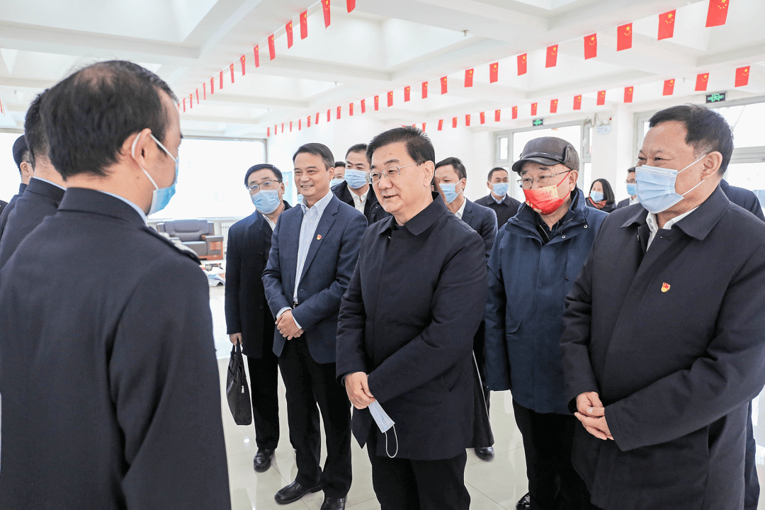 自治州领导看望慰问湖北省援疆干部人才_工作_博州_发展