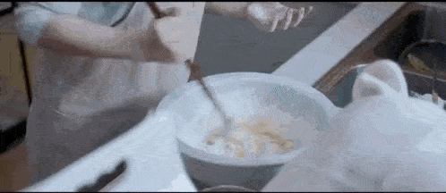 中年人|打开小敏家的衣橱,里头全是“断货王”