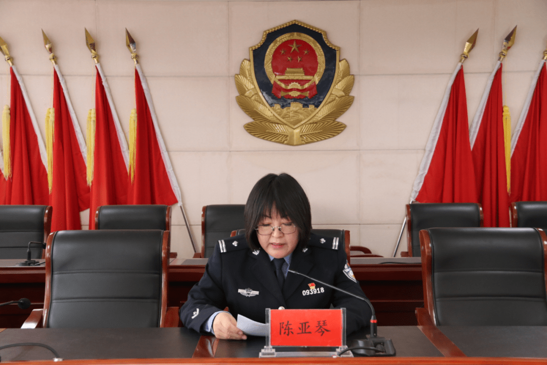 化德县公安局再次掀起学习内蒙古自治区公安机关警务辅助人员条例热潮