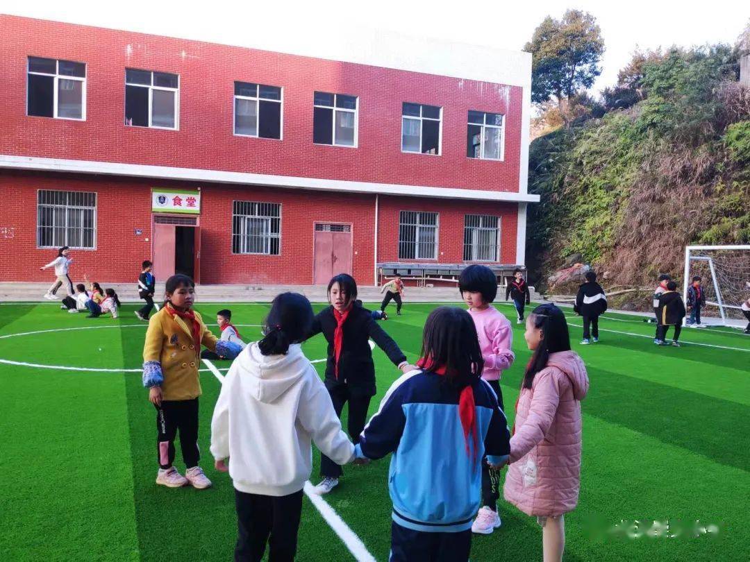 热心捐资●大爱同行(龙涓中学,举溪中学,崇文中学操场)